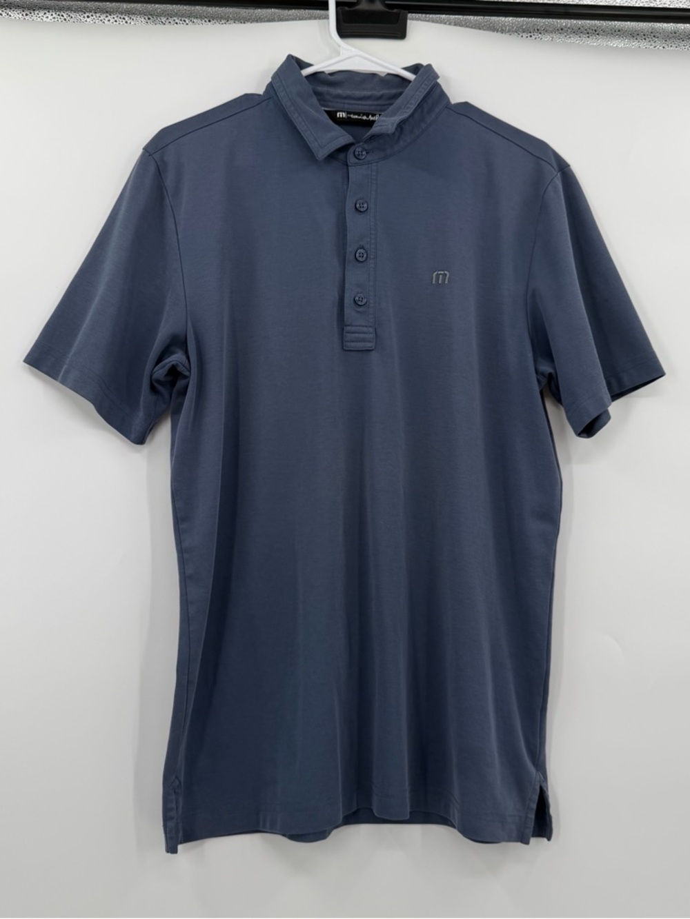Travis Mathew blue polo shirt medium